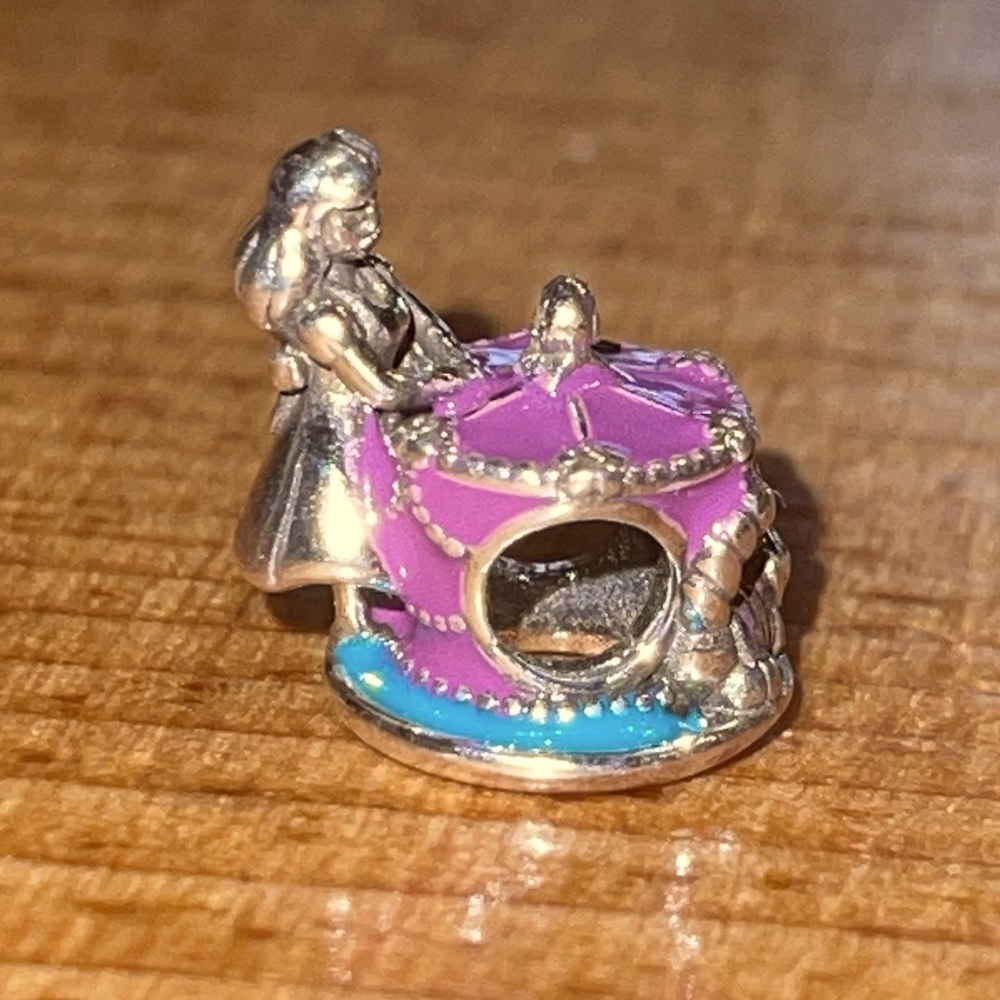 Disney Pandora Alice in Wonderland Cheshire Cat Unbirthday Cake